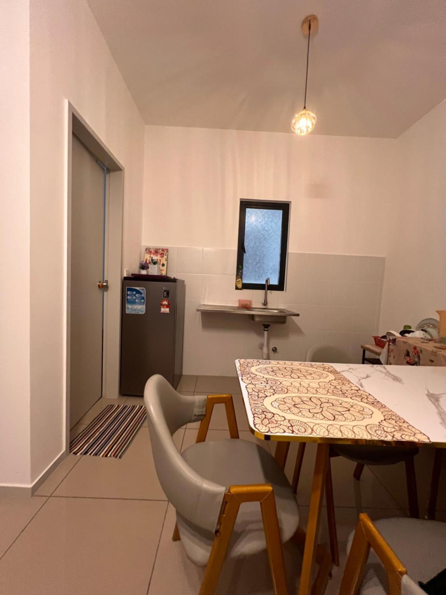 Homestaycation Pangsapuri